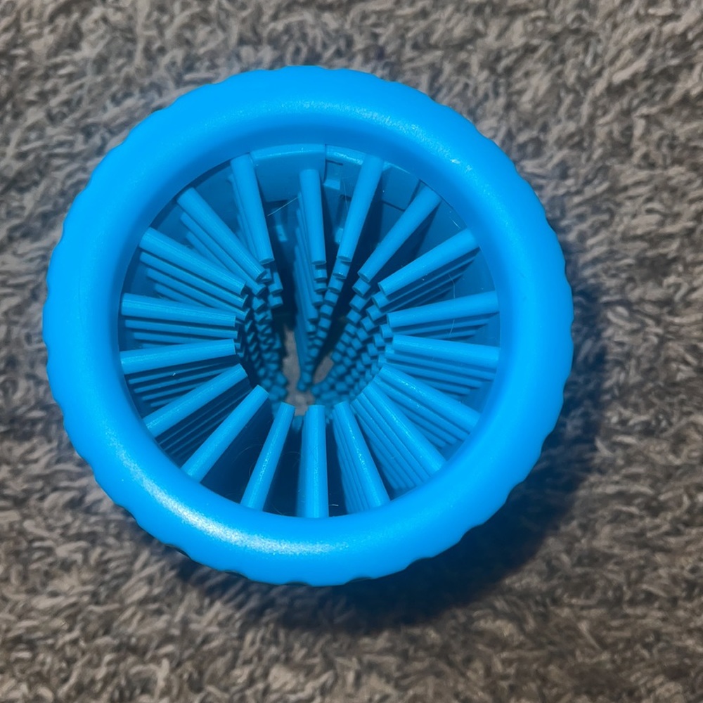 Mud buster pet paw wash - Picture 2 of 2